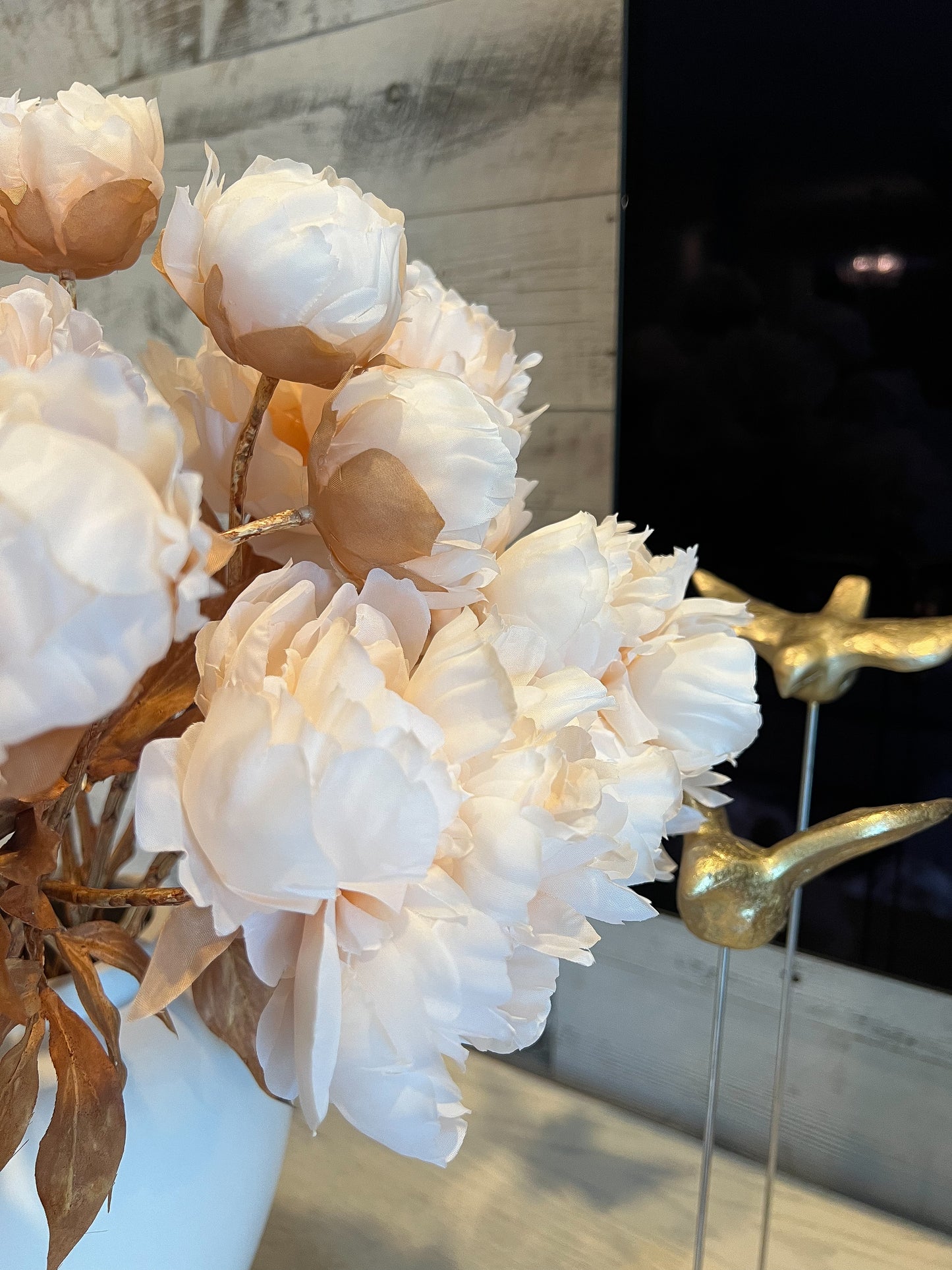 22" Cream Blooming Peony Stem