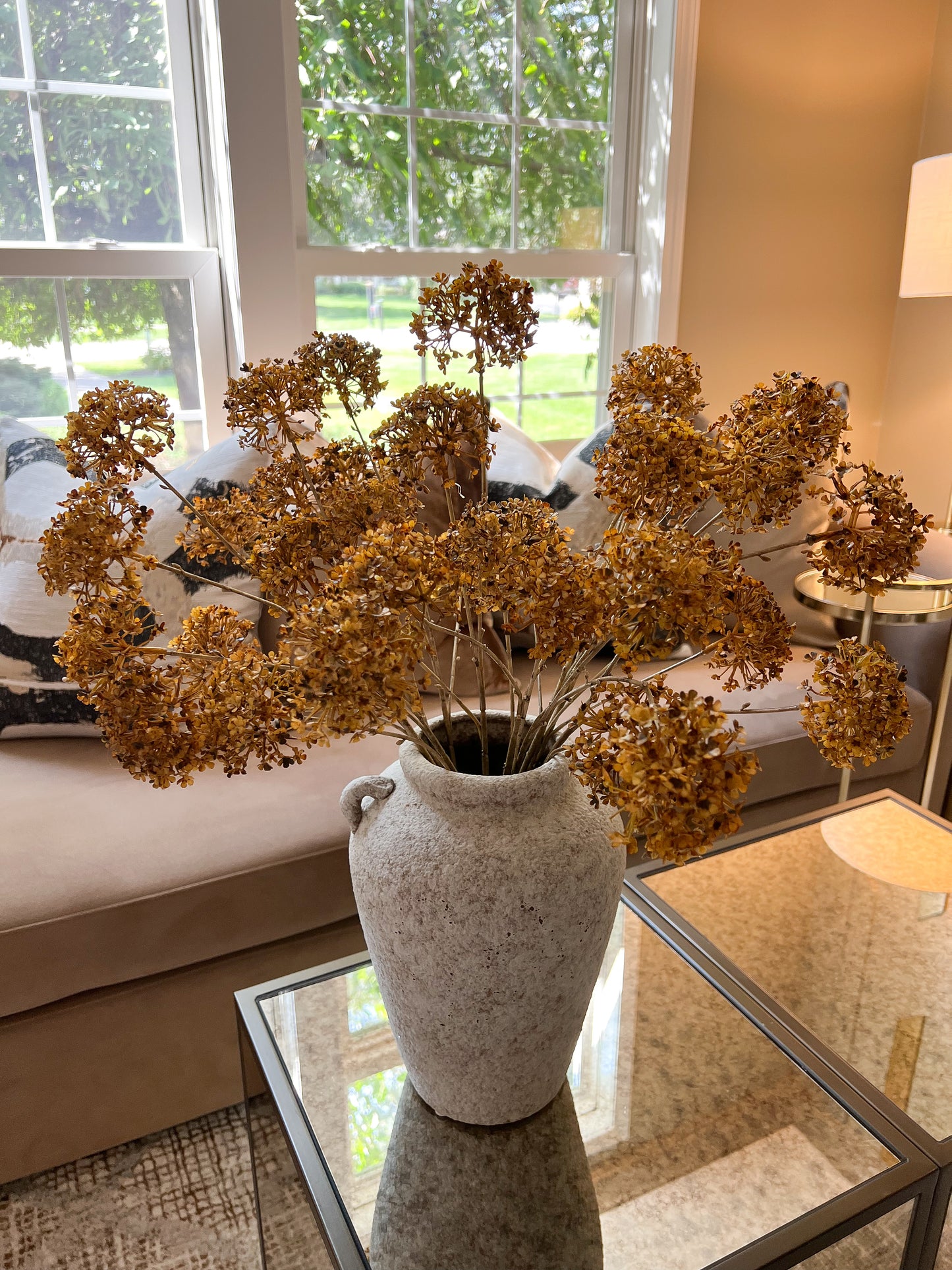 28" Golden Hydrangea Stem